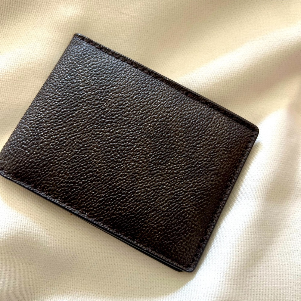 Michael Kors wallet (men)